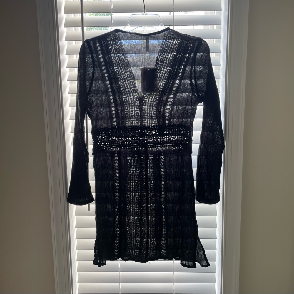 Raviya black crochet cover up - Picture 2 of 5